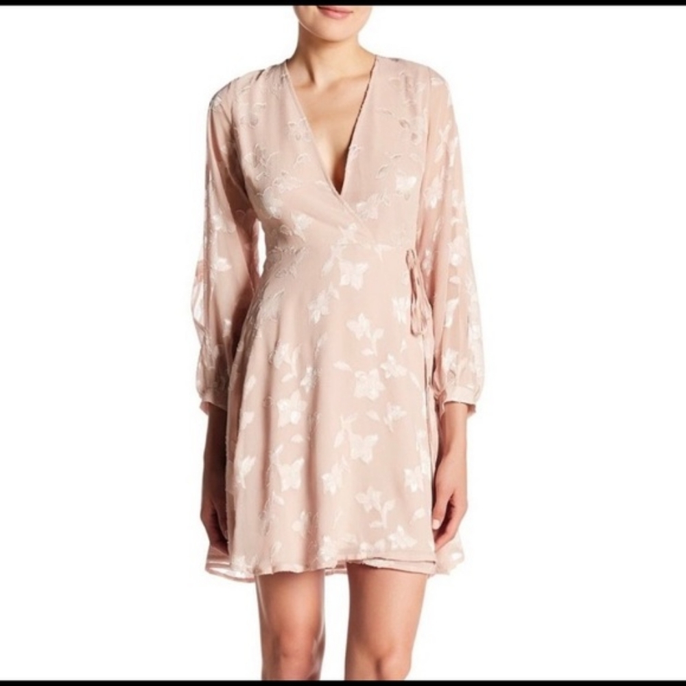 ASTR the Label Aja Burnout Wrap Front Mini Dress size m